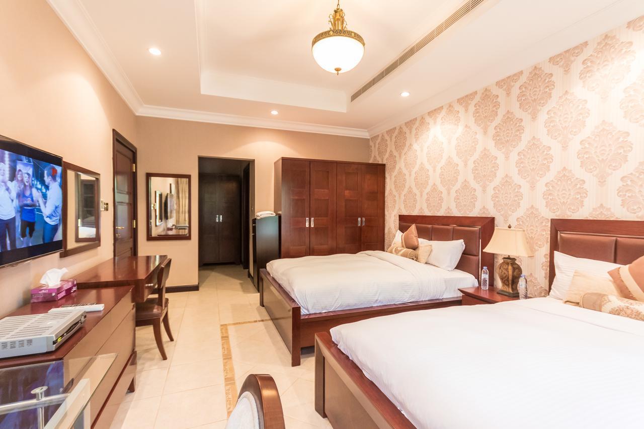 Yanjoon Homes - Palm Jumeirah Frond A * Dubai